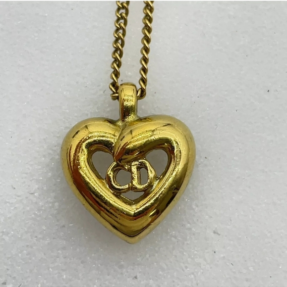 Christian DiorVtg./ Like New/ w CD Box CD Logo Heart Maquette Necklace Authentic - Picture 3 of 16